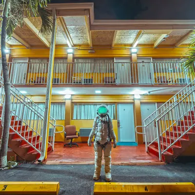 Motel Yellow