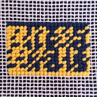 alphanumeric binary grid - 20240920