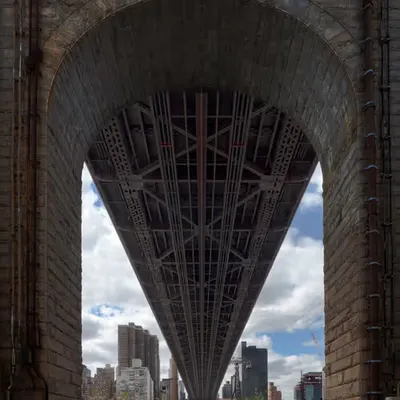 Queens Bridge