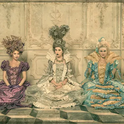 = TROIS = MADEMOISELLE =