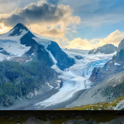 Mountains and Drop Shadows #2
