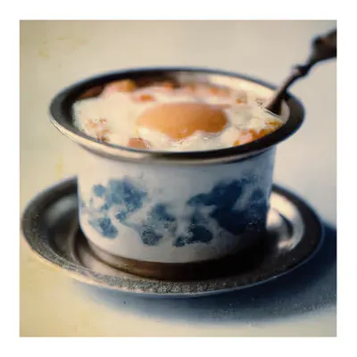 127. EGGS WITH MEAT JUICE