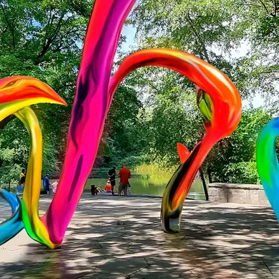 Cycling in NYC/// Glass blown installation #13