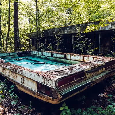 NO PARKING IN SHALLOW WATER