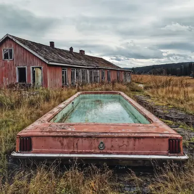 NO PARKING IN SHALLOW WATER