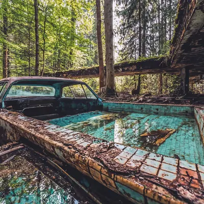 NO PARKING IN SHALLOW WATER