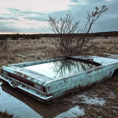 NO PARKING IN SHALLOW WATER