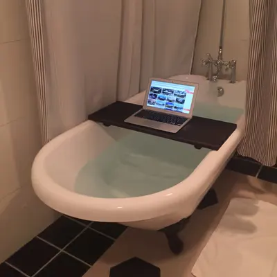 Nomad List + Tub