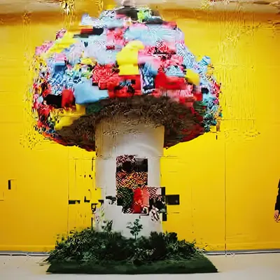 ANDROID PLAZA - Big Mushroom Little Fella in a Yellow Room