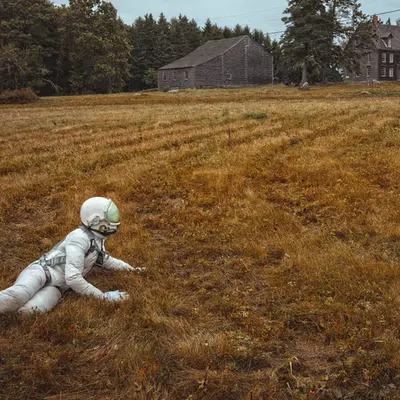 Lonely Astronaut's World