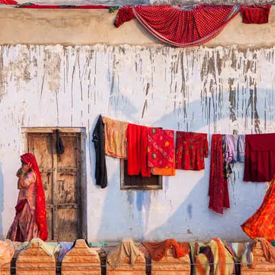 WPEP #098 Red Laundry