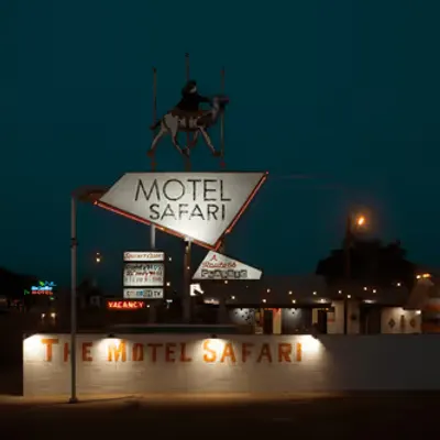 #21 Motel Safari