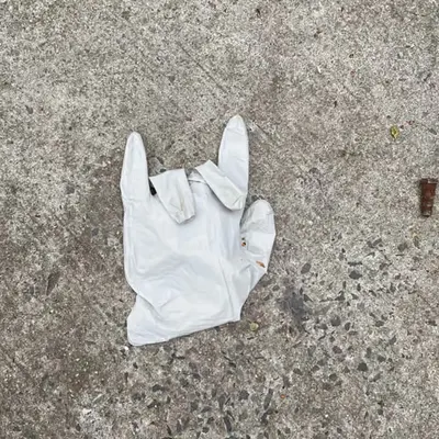 🤘🏻🤟🏻