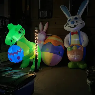 🦖🥚🐰