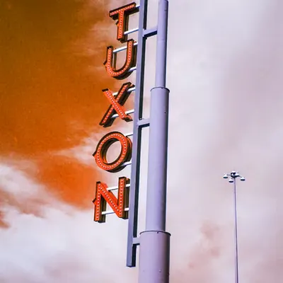 Dreamy Days at the Tuxon