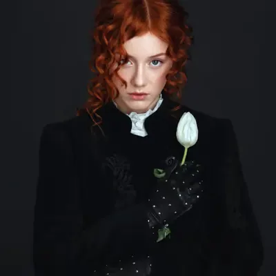Girl with a white tulip