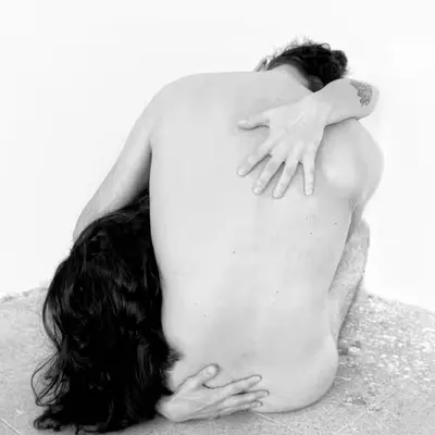 noerror | twin of "voce del verbo fotostrusciare"