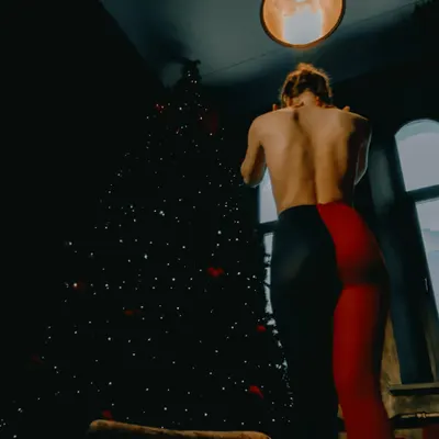 HNY 6