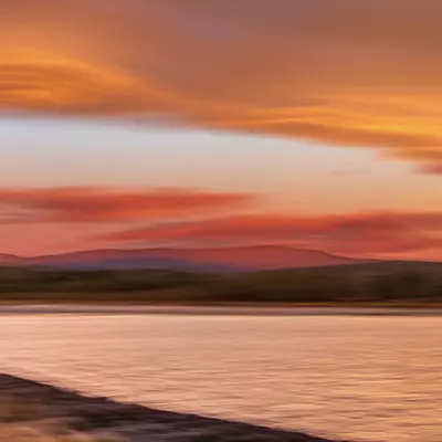 Lenticular Tamar