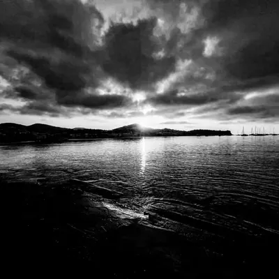 B&W Sunrise