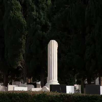 Tombstone or tomb of the emperor