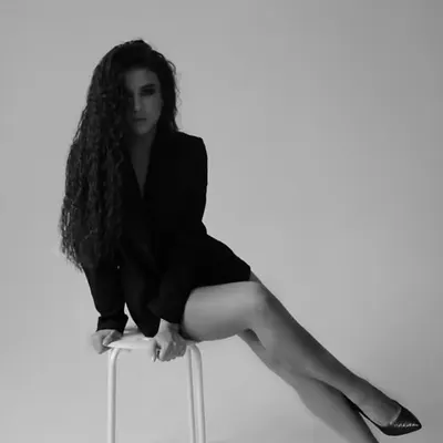 BLACK & WHITE