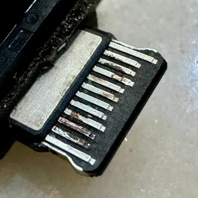 1 week coffee stained usb-c port (after cleaning)