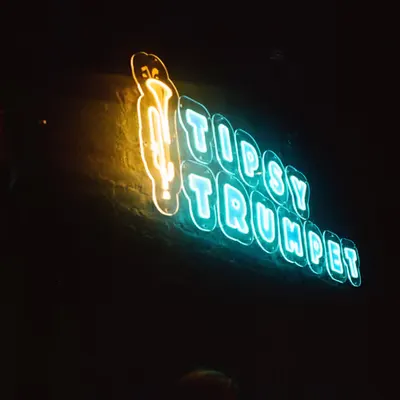 Tipsy trumpet