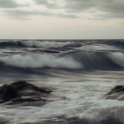 Restless sea