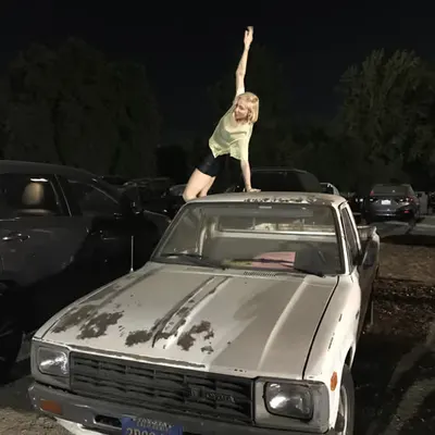 ellen 👽 ghostride